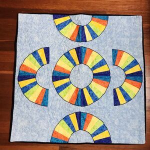 Handmade Amish Dancing Fans Lap Quilt Hand Pieced, Machine Quilted Bright 27x27"